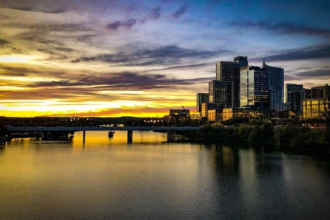 Austin Small Group Night Tour with Famous Austin Bat Boat Cruise - What’s Included & What to Keep in Mind