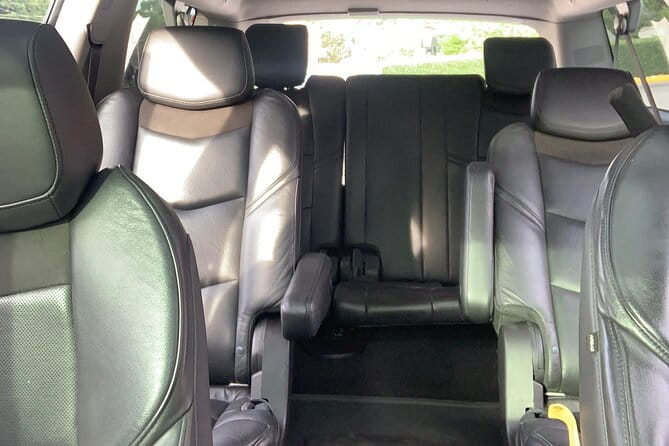Black SUV Hourly Service & Luxury Airport Transfers - Who Should Consider This Service?
