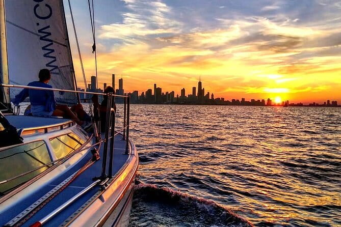 Come Sailing with us at Navy Pier: Sunset Sail on Lake Michigan - What Makes This Experience Special