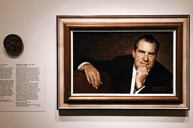 DC Portrait Gallery & American Art Museum - Exclusive Guided Tour - Discovering the American Art Museum