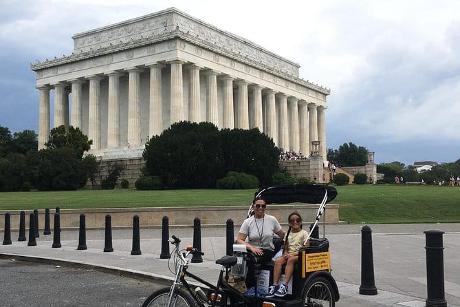 Essential Monuments & Memorials Tour - Authentic Experiences and Real Reviews
