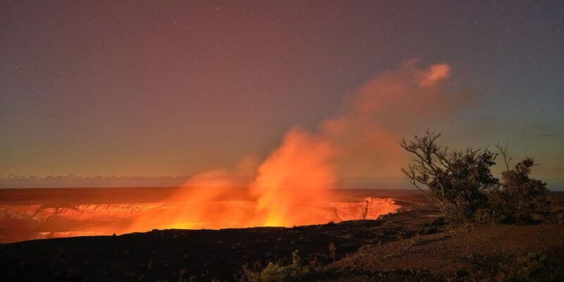 From Big island-Volcanoes & waterfall tour in a small group - A Closer Look at the Itinerary