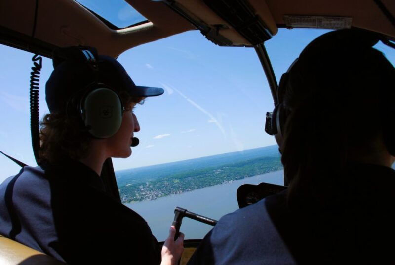 From Westchester: New York Helicopter Piloting Experience - The Flight Itself: A Step-by-Step Look