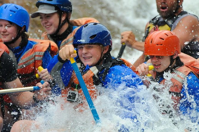 Half-Day Royal Gorge Whitewater Rafting Adventure Cañon City CO - The Group Size and Overall Atmosphere