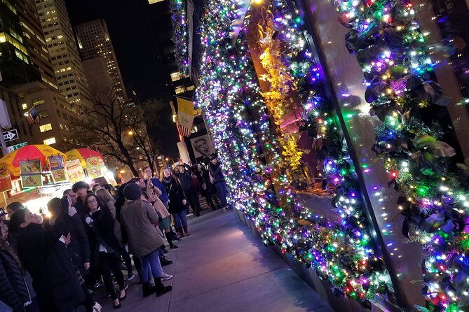 Holiday Lights Extravaganza Walking Tour - Practical Details and What to Expect
