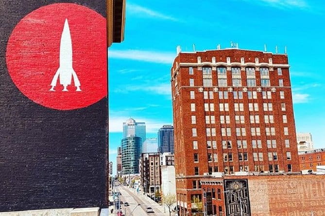 Kansas City Crossroads Art District and Westside Urban Hike - Who Should Consider This Tour?