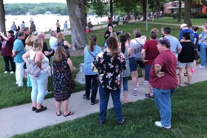 Lake Geneva Ghost Walk - The Experience: What to Expect