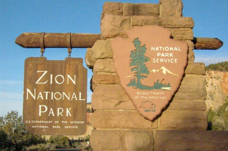 Las Vegas: Grand Canyon, Zion and Monument Valley 3-Day Trip - A Day-by-Day Breakdown of the Itinerary