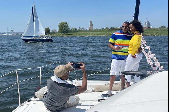Luxury Catamaran Private Tour Baltimore Harbor - Onboard Amenities and Experience