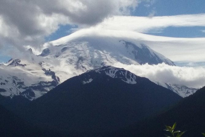 Mount Rainier Tour from Seattle - The Transportation and Group Size