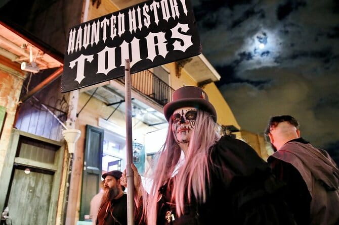 New Orleans Voodoo History Walking Tour - Guides and Guest Experience