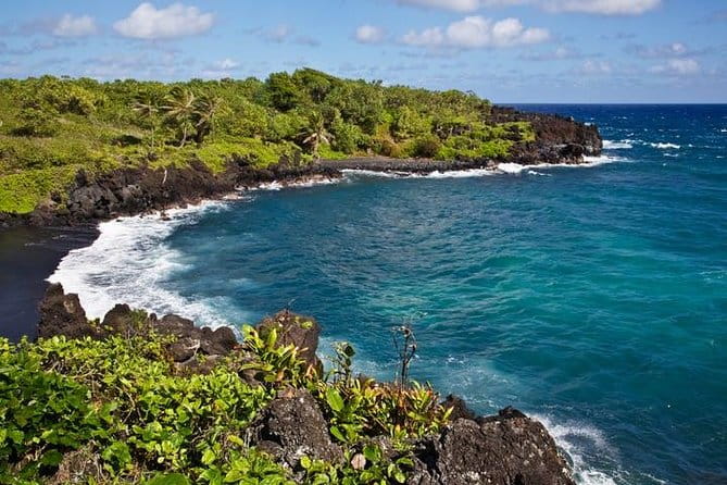 One Day Heavenly Hana Tour: Island Hopping from Oahu to Maui - Price and Value: Is It Worth It?