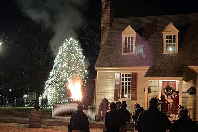 Private Colonial Williamsburg Christmas Holiday Decorations Walking Tour - What to Expect During the Tour