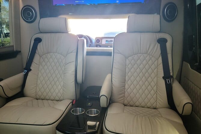 Private Group Transfer Service From Port of Miami & Miami Airport - Comparing the Service: Value and Authenticity