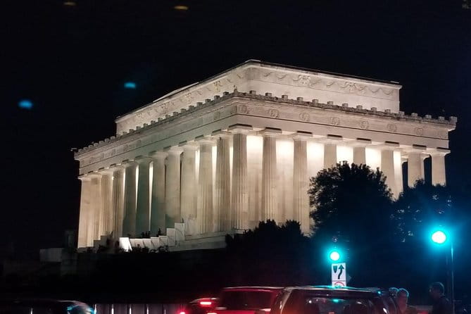 Private Washington DC Night City Tour with Stops at 6 Top Sites - Who Will Love This Tour?