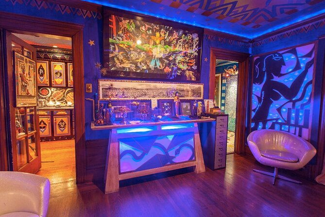 San Francisco Gregangelo Museum - Immersive Interior Art Tour - The Guides and Atmosphere