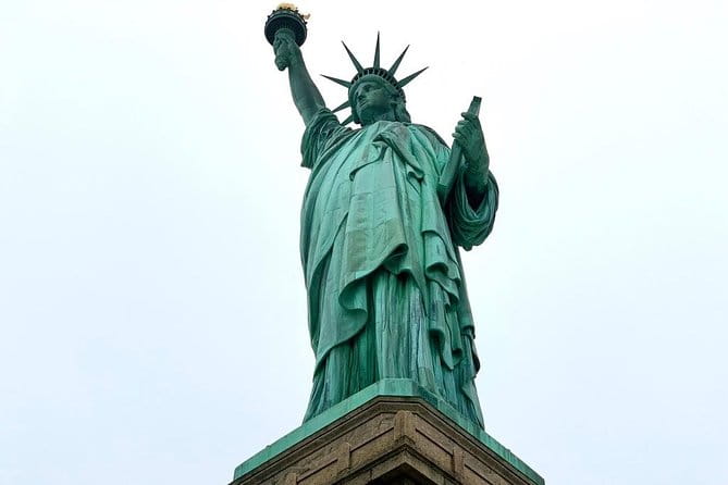Statue of Liberty & Ellis Island - Exclusive Guided Tour - Who Should Book This Tour?