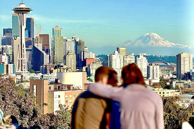 The Best of Seattle and Majestic Snoqualmie Waterfalls - Who Will Appreciate This Tour?