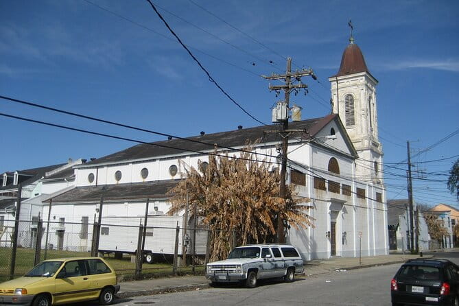 Walking the Tremé: A Self-guided Audio Tour of New Orleans - Technical Details and Practical Tips