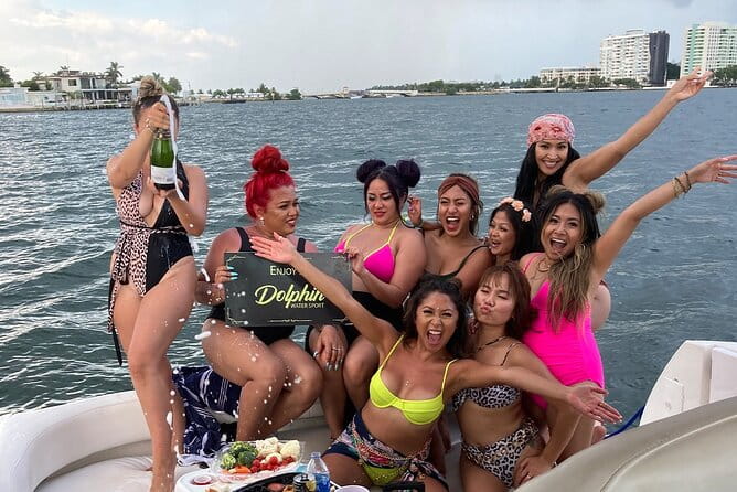 50ft Luxury Yacht Tour in Miami Beach Captain, Champagne & Party! - What to Know About Pricing and Extra Fees