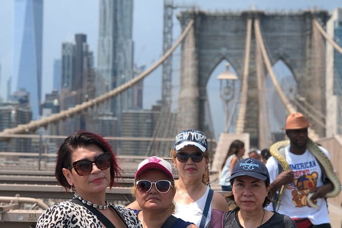 A day walking through New York in Spanish - Frequently Asked Questions