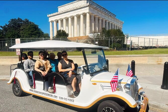 DC: Monuments & History Guided Tour by E-Cart - Day &Night - The Vibe at Night vs. Day