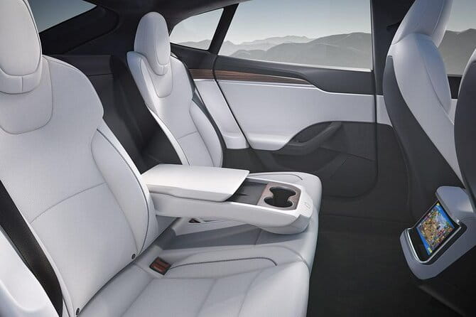 Departure Private Transfer: Las Vegas to Las Vegas Airport by electric vehicle - The Value Proposition