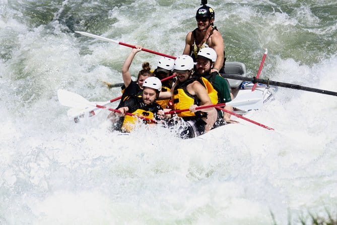 Half Day Rogue River White Water (Class I- IV) - Logistics and Practicalities