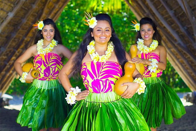 Hawaii Loa Luau on the Big Island - Authenticity and Family Fun