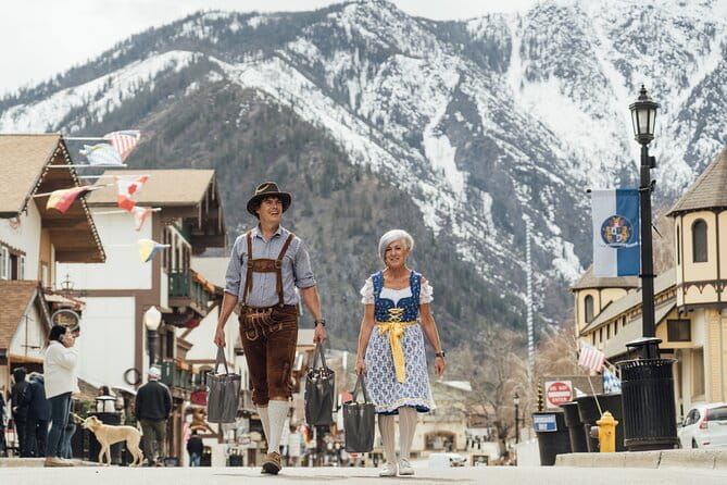Leavenworth Sip & Stroll A Historical Wine Tour - Who Should Book This Tour?