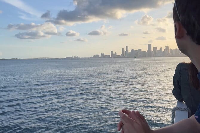 Miami Skyline Sunset Cruise with The Mojito Bar On board - Final Thoughts