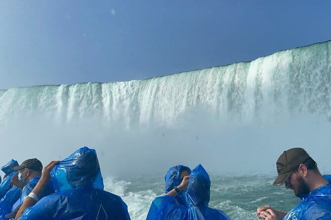 Niagara Falls- Attraction Pass- Boat, Cave, Trolley and 3 Falls - Group Size and Logistics
