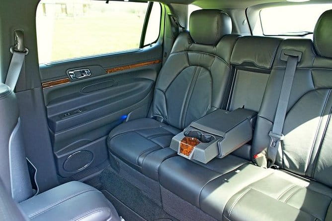 One-Way Private Curbside Midway Airport Transfer - Who Should Consider This Transfer?