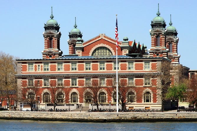 Statue of Liberty & Ellis Island - Exclusive Guided Tour - The Sum Up