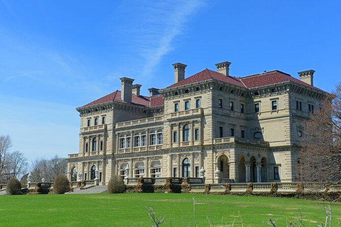 Ultimate Newport Self-Guided Bundle Tour - The Pros and Cons
