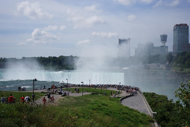 2-Day Niagara Falls USA Tour from Boston - Who Should Consider This Tour?