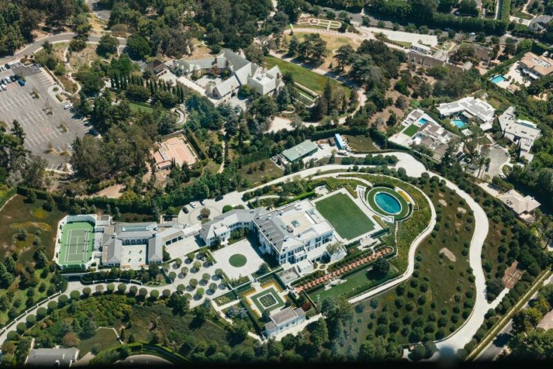 Beverly Hills and Hollywood: Helicopter Tour - Who Should Consider This Tour?