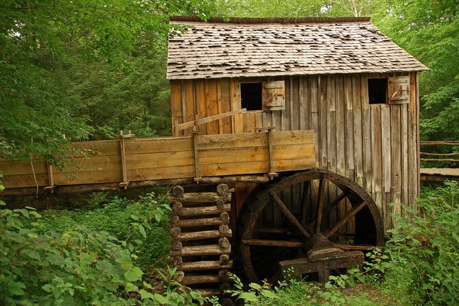 Cades Cove Sightseeing Self-Guided Driving Audio Tour - The Practical Side: What Travelers Should Know