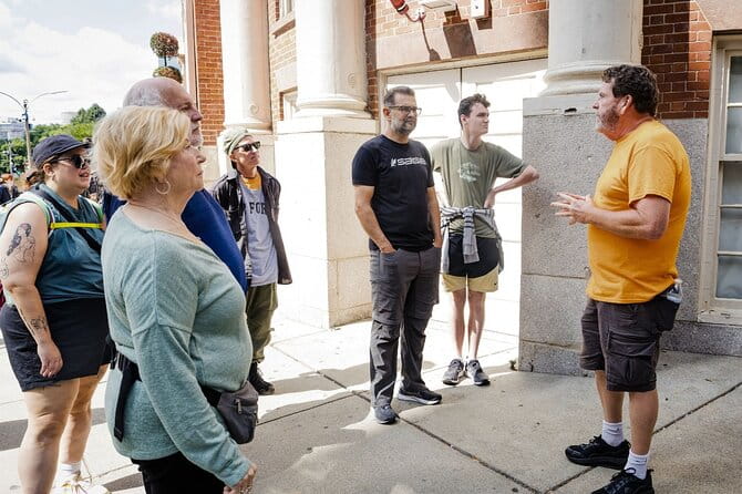 Dark Side of Boston Ghost Tour 1.5 Hour Walking Tour - Who Is This Tour Best For?