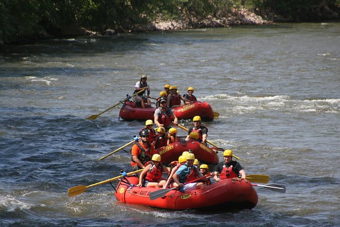 Family Float (FREE Lunch, Digital Photo, and Wetsuit Use) - FAQs