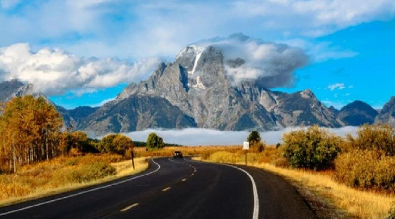 From Jackson: 2-Day Grand Teton and Yellowstone Tour - Weather and Clothing Considerations