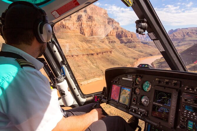 Grand Canyon West Rim by Coach with Helicopter Tour and Meals - Lunch and the Scenic Finale at Guano Point
