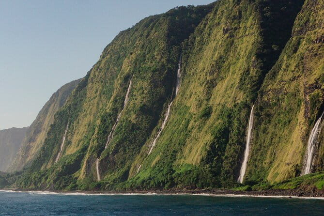 Kohala Waterfalls with Exclusive Landing Helicopter Tour - What the Reviews Say