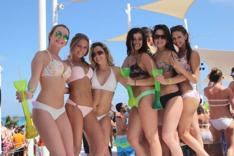 Las Vegas: Pool Party Crawl by Party Bus - Authentic Experiences and Past Reviews