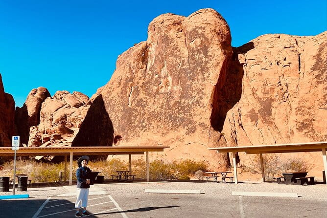 LasVegas Small Group 6Hour Valley of Fire/Hoover Dam/Boulder City - Frequently Asked Questions