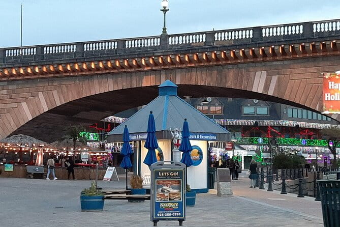 London Bridge and English Village Tour Small Group - Analyzing the Value