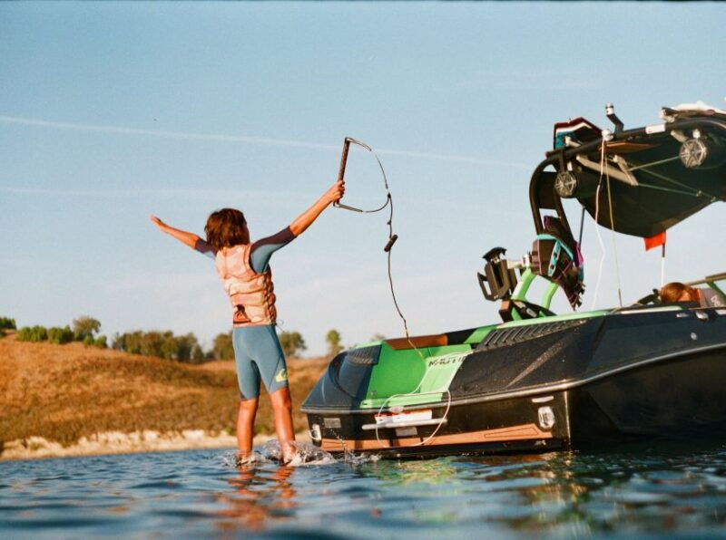 Los Angeles: Wakeboarding, Wakesurfing and Tubing - Practical Tips for Participants