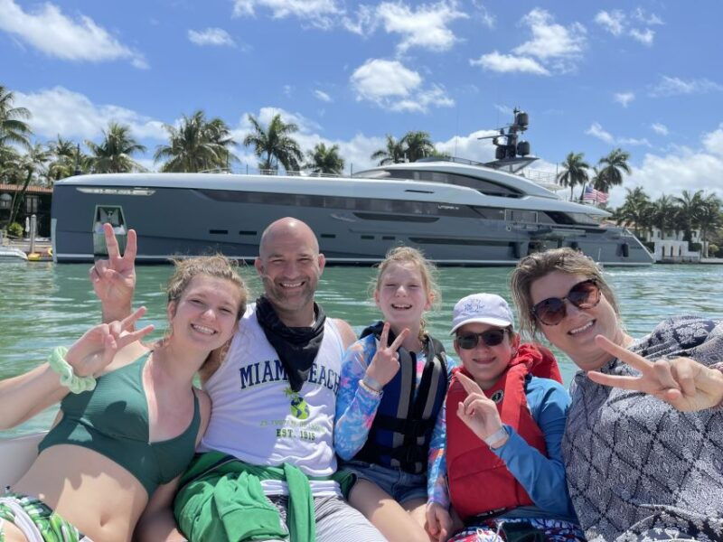 Miami Party Yacht for 34PP Bachelorette party Birthday party - Views and Sights