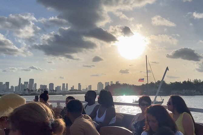 Miami Skyline Sunset Cruise with The Mojito Bar On board - FAQ