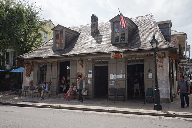New Orleans French Quarter & Cemetery Bike Tour - Who Will Love This Tour?